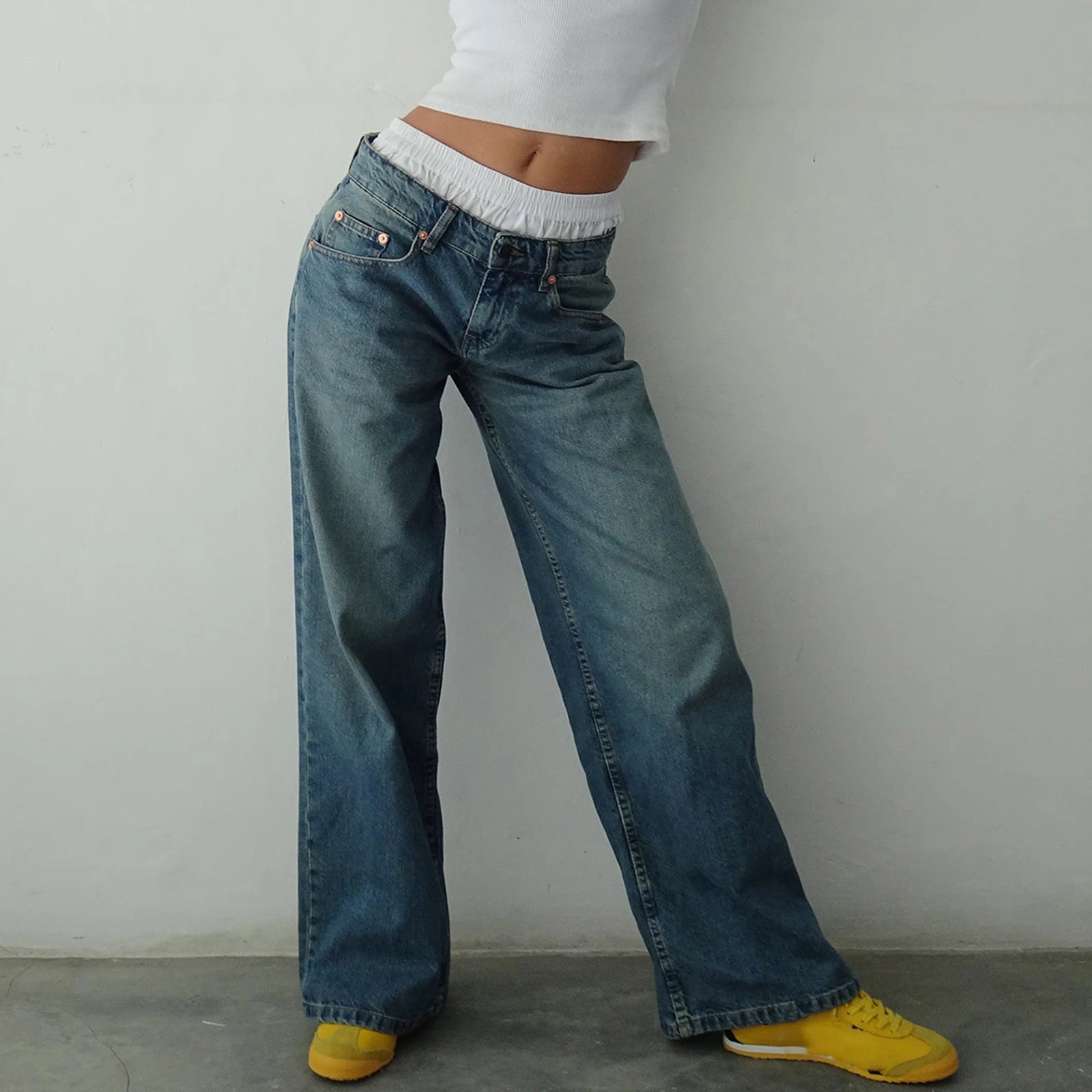 EasyFit Low Rise Baggy Jeans
