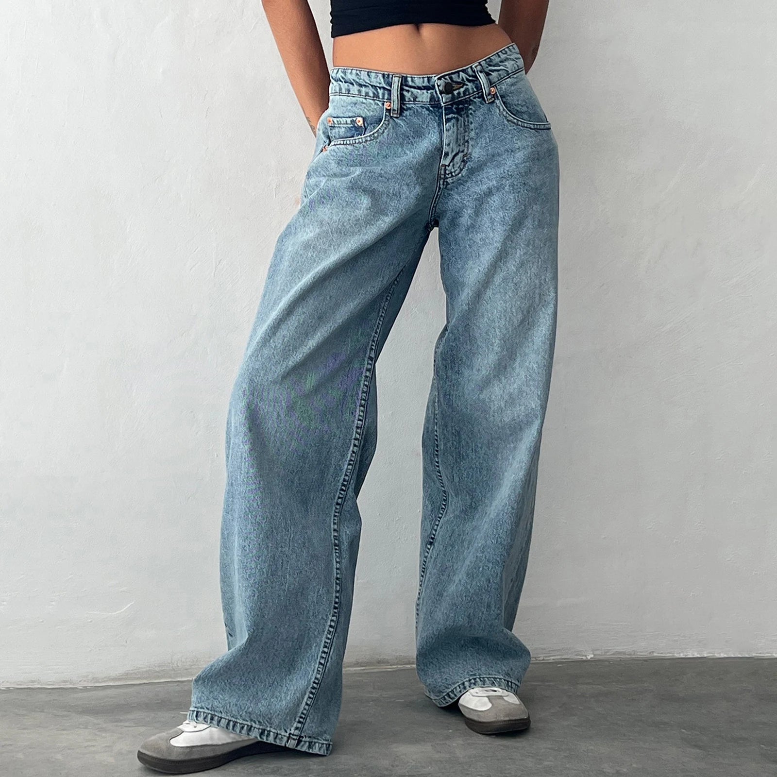 EasyFit Low Rise Baggy Jeans